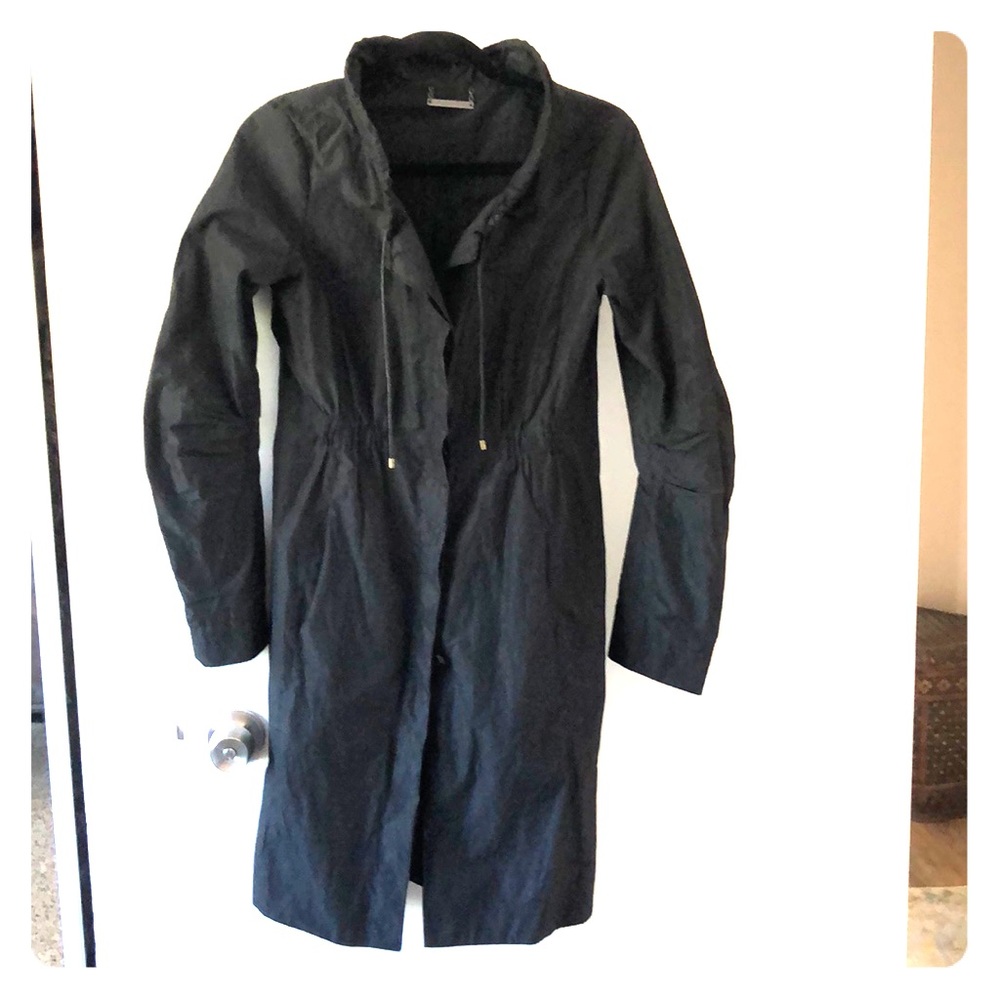 Diane Von Furstenburg trench/rain coat 🧥
